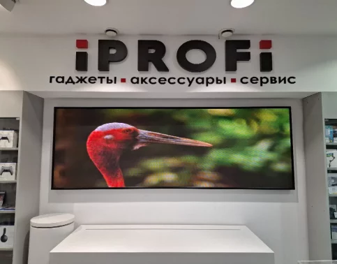 экран для магазина техники
