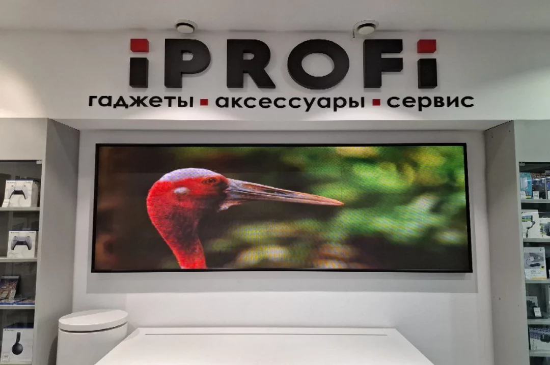 экран для магазина техники